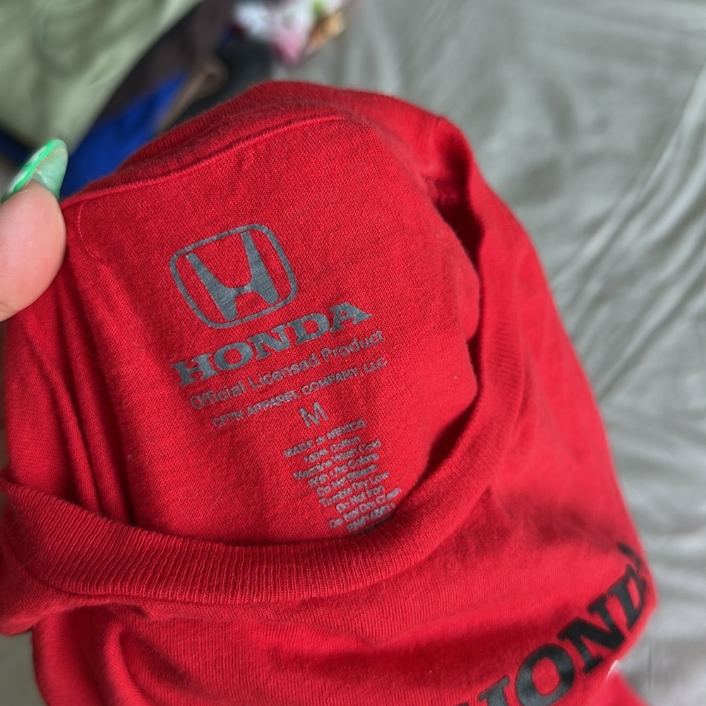 Official Honda Racing Red T-Shirt - Picture 2 of 3